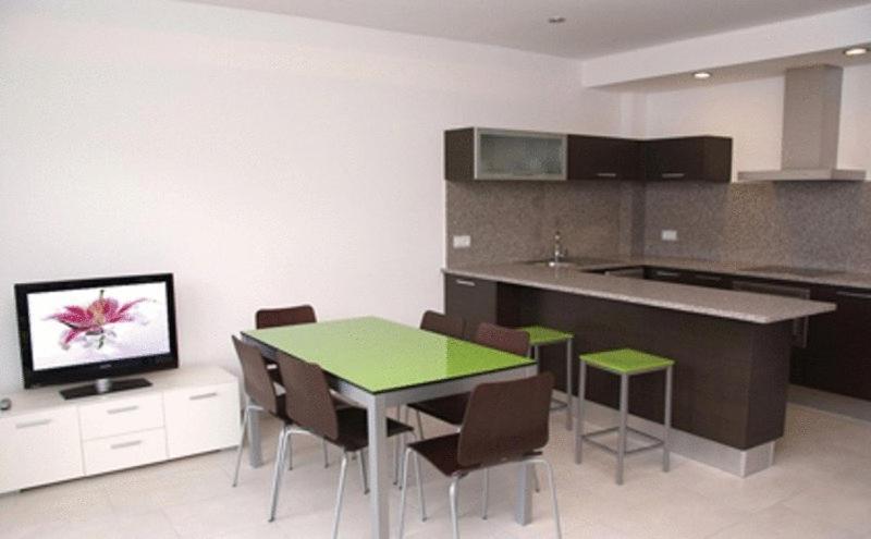 Apartaments Verd Natura Olot Extérieur photo